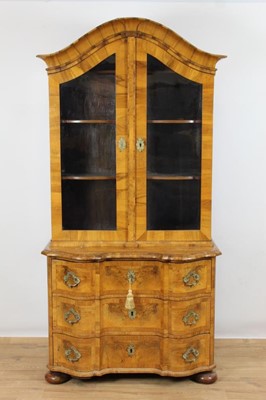 Lot 952 - Early 19th century Dutch walnut cabinet on chest