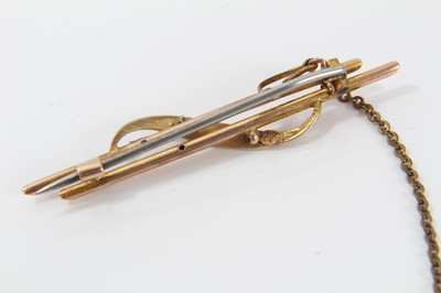 Lot 85 - Good quality Victorian gold bar brooch set with seed pearls