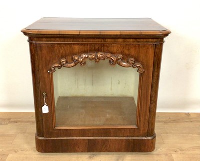 Lot 979 - Victorian rosewood dwarf display cabinet