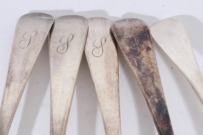 Lot 289 - George III Old English pattern table spoon with engraved initial, (London 1797), together with three similar Georgian table spoons and another silver Old English pattern desert spoon (various dates...