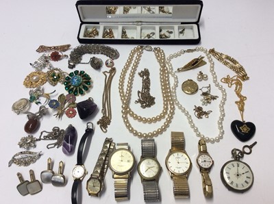 Lot 586 - Vintage costume jewellery and bijouterie to include silver pocket watch