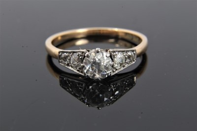 Lot 329 - Diamond single stone ring with an old cut diamond estimated to weigh approximately 0.40cts in platinum claw setting with diamond shoulders on 18ct gold shank, ring size M½.