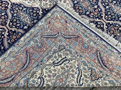 Lot 1015 - Kashan style rug