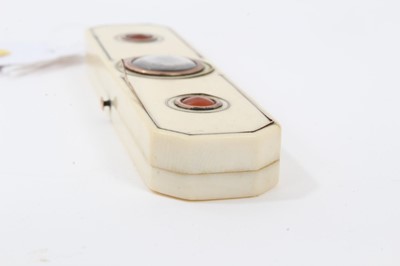 Lot 782 - Georgian ivory toothpick case