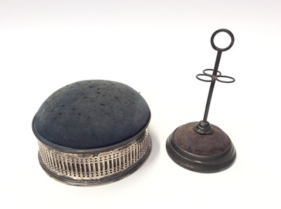 Lot 637 - Late Victorian silver mounted pin cushion trinket box and silver mounted hat pin holder