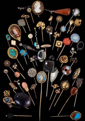 Lot 511 - Good collection of antique stick pins