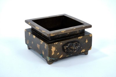 Lot 764 - Chinese bronze gilt splash censor