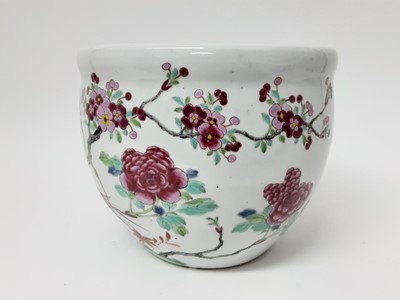 Lot 129 - Chinese famille rose jardinière