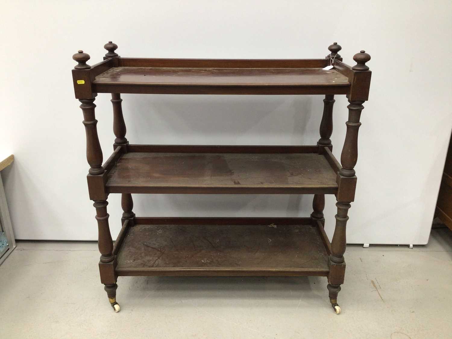 Lot 117 - Victorian mahogany three tier whatnot