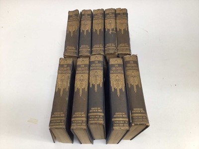 Lot 330 - Four boxes of mixed books to include History of England, six volume set, in three books, Cooks Voyages Round The World and others (four boxes)