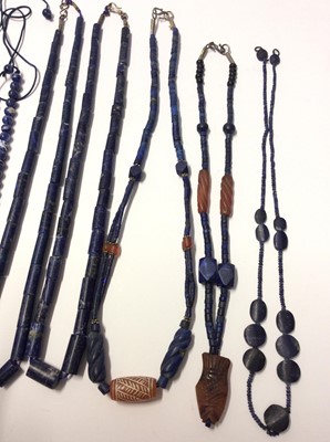 Lot 534 - Collection of thirteen lapis lazuli bead necklaces