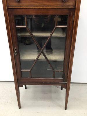 Lot 85 - Edwardian mahogany and inlaid dwarf display cabinet, with mirror gallery and frieze drawer over glazed door on square tapered legs, 55cm wide