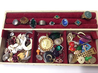 Lot 539 - Large quantity costume jewellery housed within various jewellery boxes
