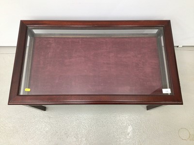 Lot 125 - Mahogany display table/coffe table enclosed by glazed hinged top with velvet lined interior and glazed sides on square moulded chamfered mahogany legs, 84cm wide x 48cm deep x 48cm high