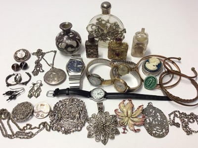 Lot 566 - Costume jewellery, silver, scent bottles and wristwatches