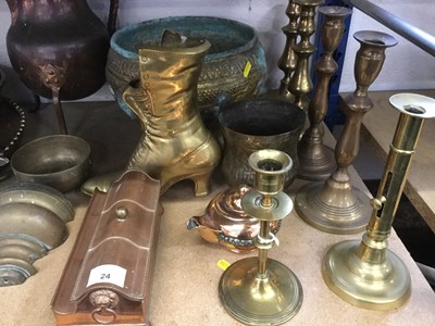 Lot 24 - Brass ejector candlestick, together with other brass candlesticks, copper and brass items (qty)