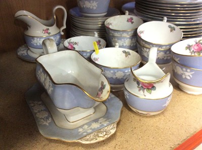 Lot 60 - Quantity of Copeland Spode Maritime Rose pattern tea and dinnerware