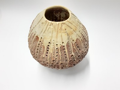 Lot 208 - Bernard Rooke pottery lamp