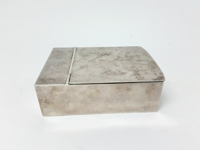 Lot 967 - Victorian silver sandwich box