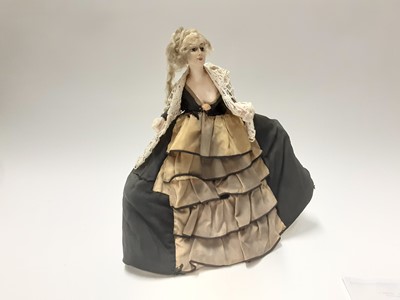 Lot 209 - Collection of continental porcelain half dolls