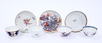 Lot 73 - Collection of Lowestoft pieces