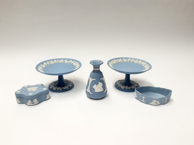 Lot 218 - Selection of Wedgwood Jasperware including pair of comports, trinket box, vase etc