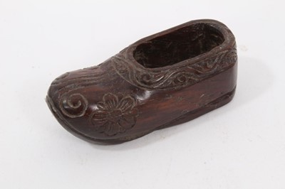 Lot 224 - Collection of antique treen