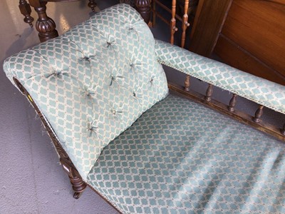 Lot 15 - Early 20th century beech chaise
