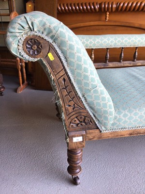 Lot 15 - Early 20th century beech chaise