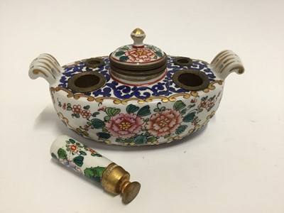 Lot 138 - A French gilt metal mounted inkwell and desk seal