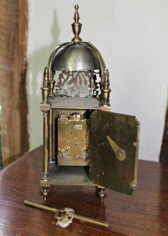 Lot 1561 - 17th century style brass lantern clock,