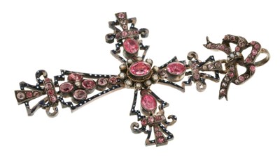 Lot 461 - 19th century silver enamel and paste set cross pendant