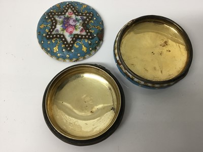 Lot 119 - Antique French silver gilt and enamel box, two silver and enamel pill boxes and other enamelware (6)