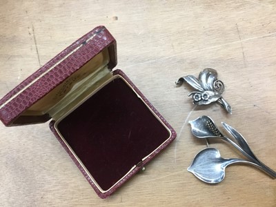Lot 254 - Two Scandinavian silver brooches