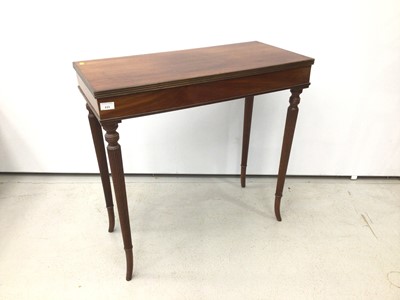 Lot 111 - Georgian style mahogany side table on reeded splayed legs