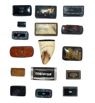 Lot 785 - George III tortoishell snuff box and a collection of fifteen antique snuff boxes