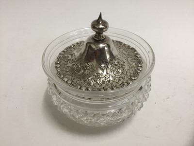 Lot 299 - Victorian glass bowl with silver cover