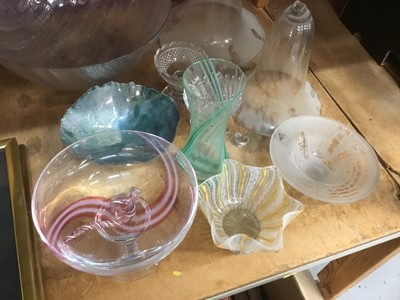 Lot 354 - A collection of art glass