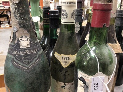 Lot 230 - Lot vintage bottles of wine, Sherry and 1943 bottle champagne