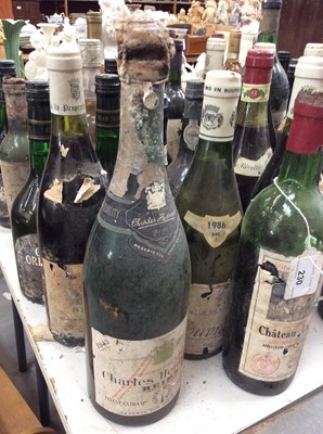 Lot 230 - Lot vintage bottles of wine, Sherry and 1943 bottle champagne