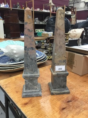 Lot 232 - Pair decorative marble obelisk ornaments 33 cm high