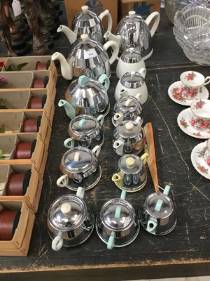 Lot 514 - Collection of Heatmaster and Kosy Kraft teapots, milk jugs and sugar bowls (qty)