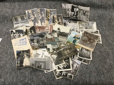 Lot 519 - Group of various black and white photographs and other ephemera (large quantity)