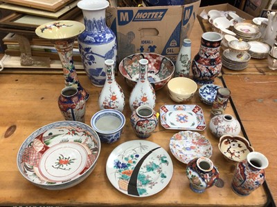 Lot 596 - Collection of Japanese ceramics, 19th century and later, including Imari vases, bowls, etc