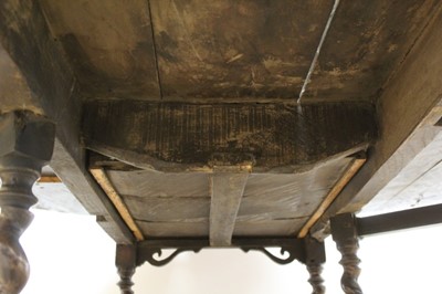 Lot 1449 - Rare 17th/18th century yew wood drop leaf dining table