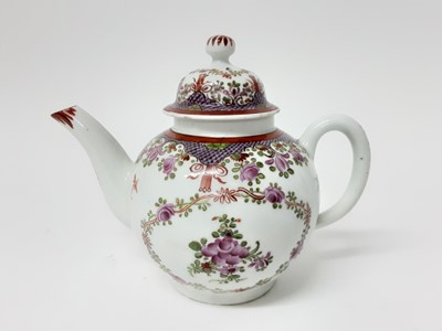 Lot 142 - A Lowestoft polychrome teapot and cover, circa 1780