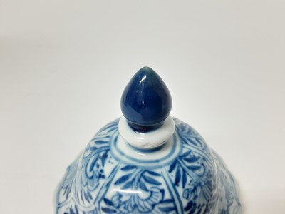 Lot 177 - Chinese blue and white vase and cover