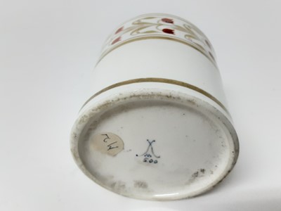 Lot 223 - An unusual Caughley bucket shaped coffee can, circa 1790, a Minton coffee can and three other coffee cans