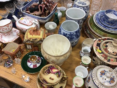 Lot 613 - Sundry items, including ceramics, glassware, Wedgwood teaware, etc