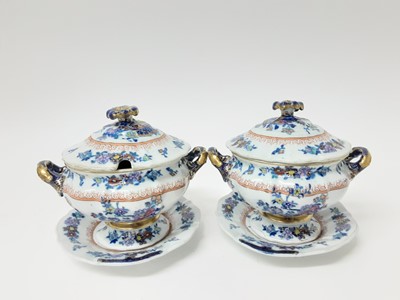 Lot 326 - Pair of early to mid 19th century Masons Ironstone china sauce tureens, covers and stands, with printed, enamelled and gilt floral patterns, total height 17.5cm